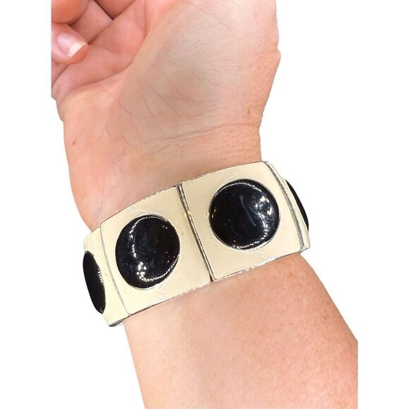 Vintage cream with black circles elastic bracelet - Picture 2 of 5